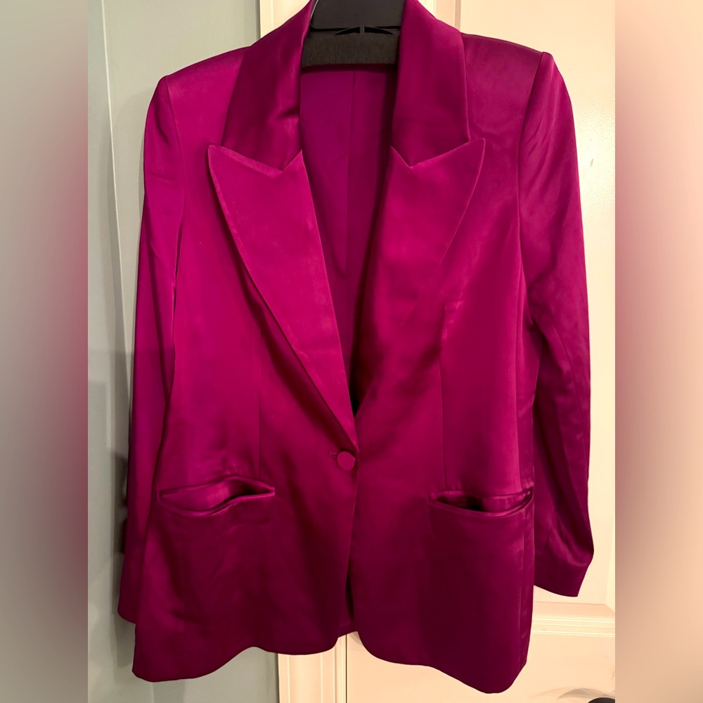 Express fuchsia silk blazer size med
